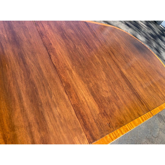 1920s English Regency Style Tripple Pedestal Dining Table For Sale - Image 10 of 11
