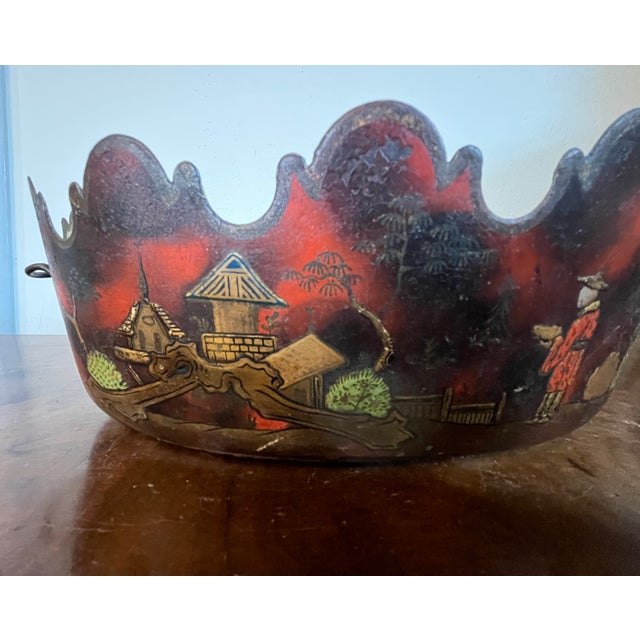 Early 19th Century Antique Early 19th Century French Chinoiserie Tole Monteith or Cachepot Jardiniere Circa 1820 For Sale - Image 5 of 13