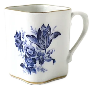 Richard Ginori Italian Rococo Blue White Porcelain Espresso Coffee Cup