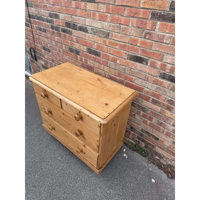19th Century Pine Chest of Drawers For Sale - Image 4 of 12