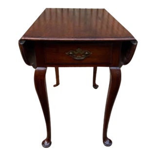 Statton Furniture Queen Anne Style Solid Cherry Pembroke Drop-Leaf. Side Table For Sale
