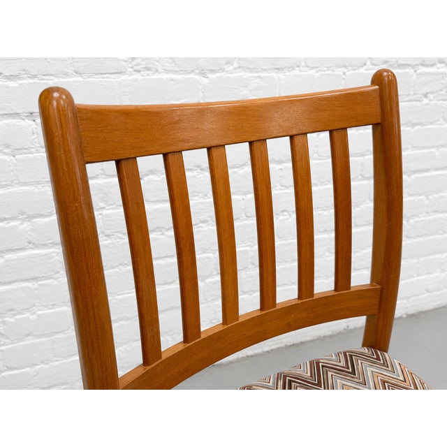 Wood Set of 4 Danish Modern Teak Dining Chairs| Mid Century Scandinavian Chairs, 1960s For Sale - Image 7 of 14