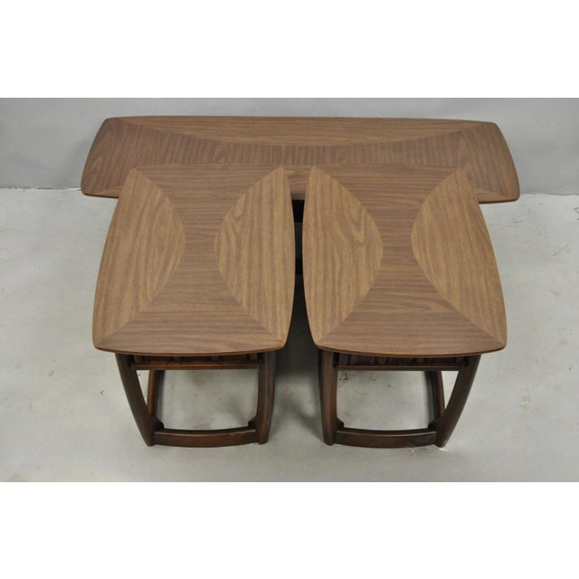Vintage Mid Century Modern Sculpted Walnut & Laminate Coffee End Table Set 3 Pc For Sale - Image 4 of 18