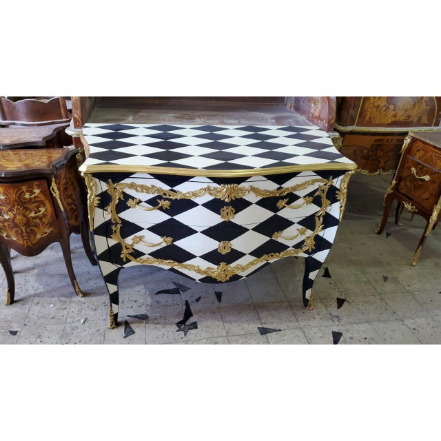 1990s Black & White Diamond Pattern Chest of Drawers For Sale - Image 5 of 5