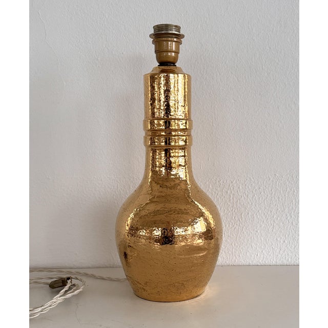 Mid-Century Modern Mid-Century Italian Ceramic and Gold 24k Metallic Table Lamp by Aldo Londi for Bitossi, 1970s For Sale - Image 3 of 14
