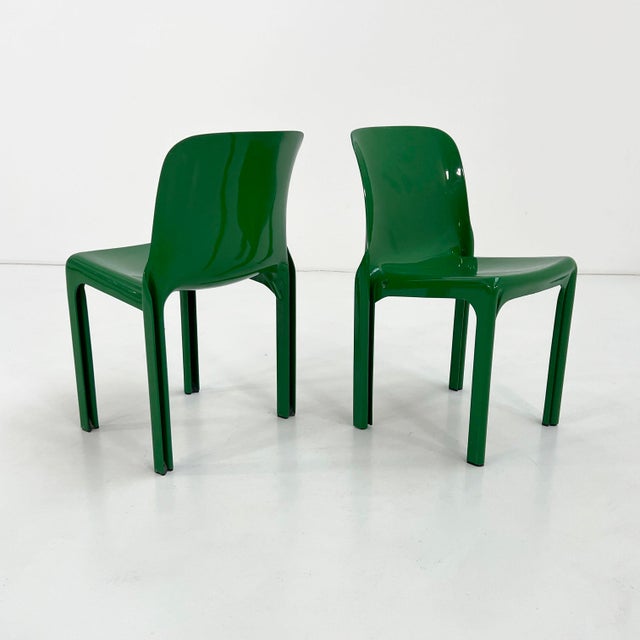 Artemide Green Selene Chair by Vico Magistretti for Artemide, 1970s For Sale - Image 4 of 13
