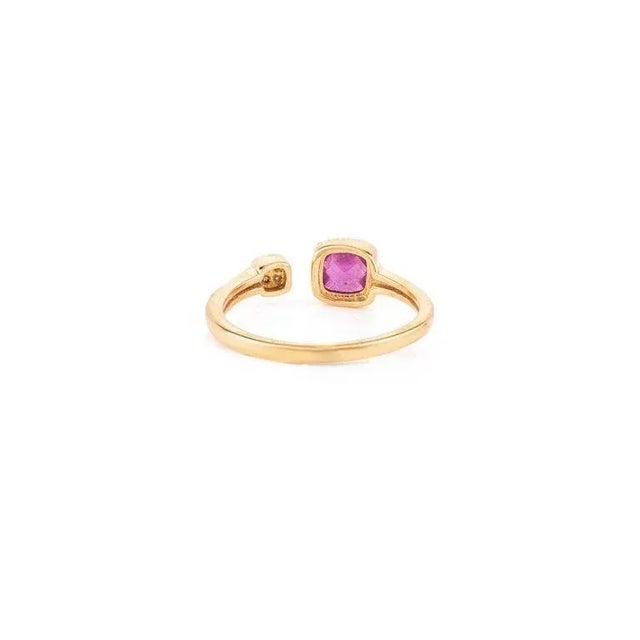 18k Yellow Gold Cushion Cut Ruby & Diamond Open Ring Size 9 For Sale In New York - Image 6 of 12