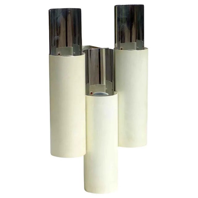 Italian White Metal Wall Lamp from Stilnovo, 1960s For Sale - Image 5 of 5