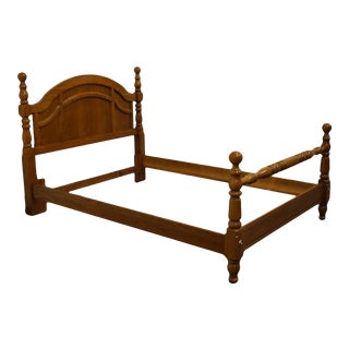 Lexington Furniture Oak Country French Style Queen Size Bed 610-7345-7365 For Sale