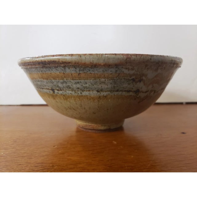 Circa 1960 Japanese Mashiko Studio Pottery Glazed Stoneware Hare Motif Footed Bowl (Signed Ob Monogram Cipher Mark) For Sale - Image 4 of 7