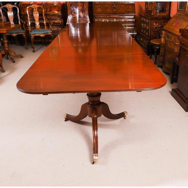 Hollywood Regency Antique Regency Revival Triple Pillar Dining Table Whytock & Reid 20th Century, 1890s For Sale - Image 3 of 17