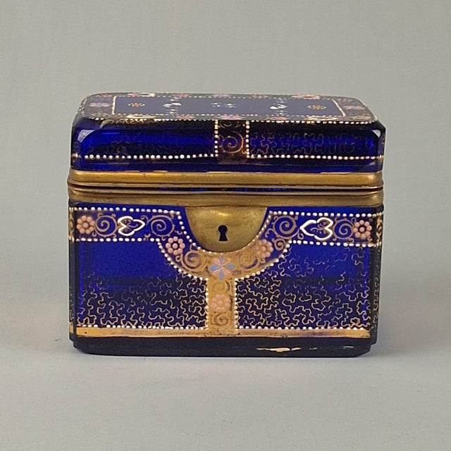 Antique Moser cobalt blue,gilt enamelled glass casket box,19thC Size of the glass box 9 x 11,8 x 8,5 cm I have official...