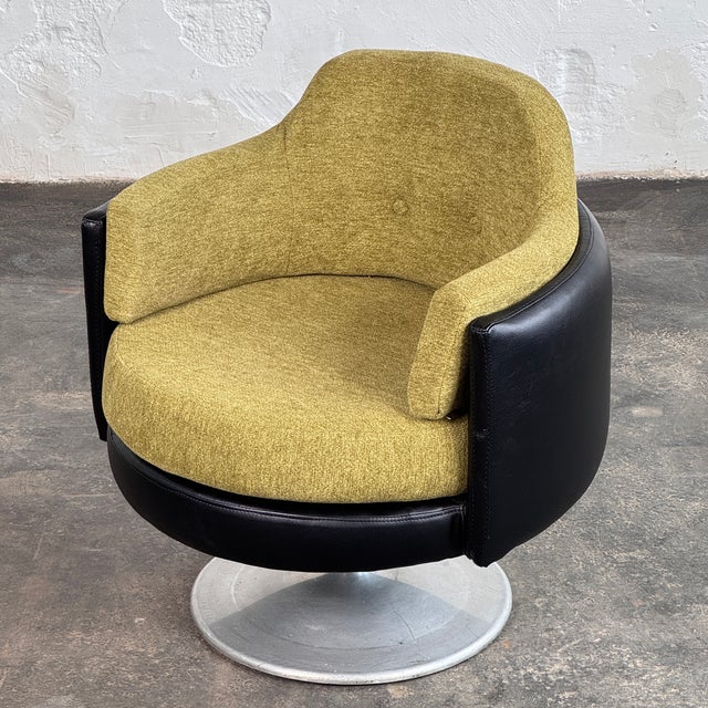 Hungarian Space Age Swivel Chairs, 1960s, Set of 2 For Sale - Image 12 of 13