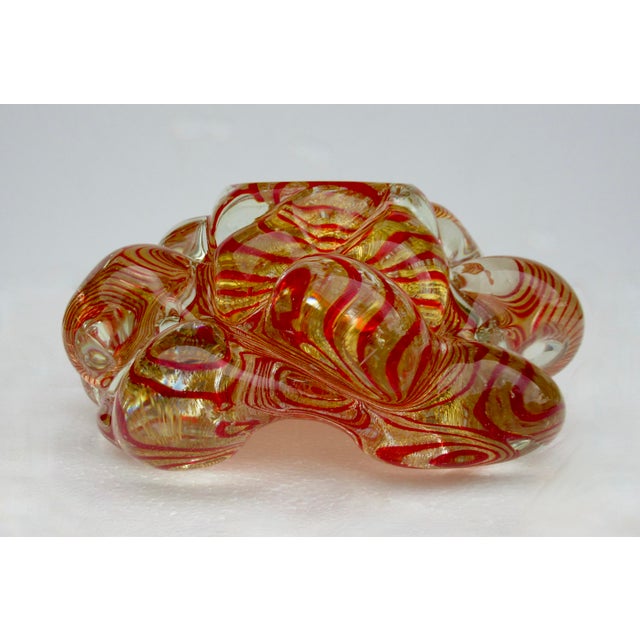 C.1960's Barovier E Toso Italian Murano Large Thick Red, With Gold Leaf Inclusions "Zebrati" Bowl For Sale - Image 15 of 18