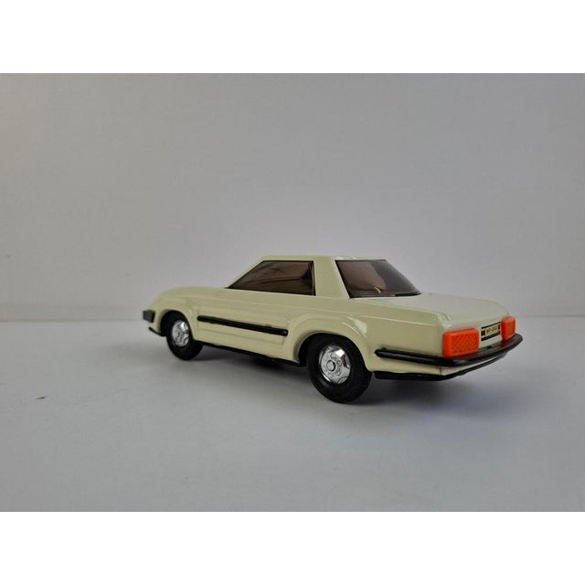 Mid-Century Modern Czechoslovak Norma Toy Car in Tin from Ites Igra, 1970s For Sale - Image 14 of 18