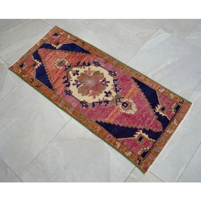 1970s 1970s Vintage Hand Knotted Small Rug For Sale - Image 5 of 8