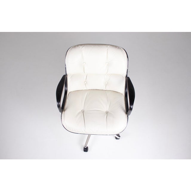 Executive Swivel Armchair from Charles Pollock, 1970s For Sale - Image 11 of 14