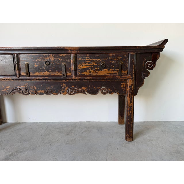 Vintage Chinese Black Lacquer Altar Console Table With Hand-Carved Apron For Sale - Image 4 of 12
