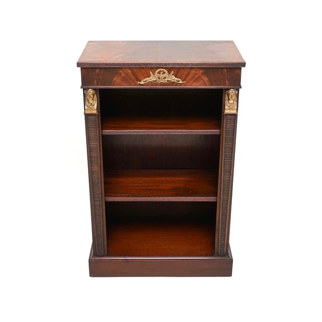 A lovely antique Neoclassical Empire style open bookcase, dating from around the 1930’s period. The quality is fantastic,...
