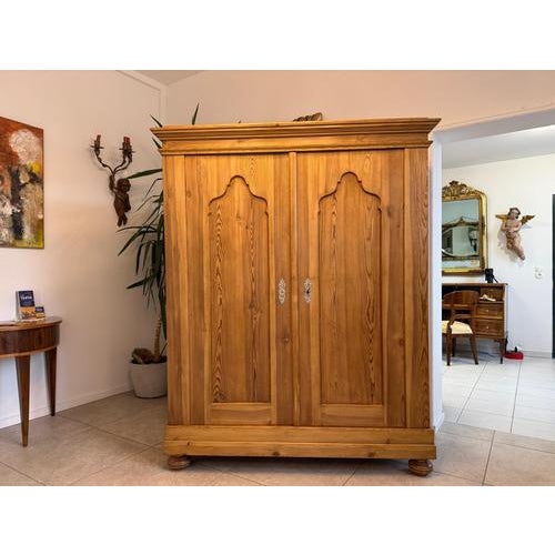 Farmhouse Cabinet in Spruce Wood For Sale - Image 17 of 17