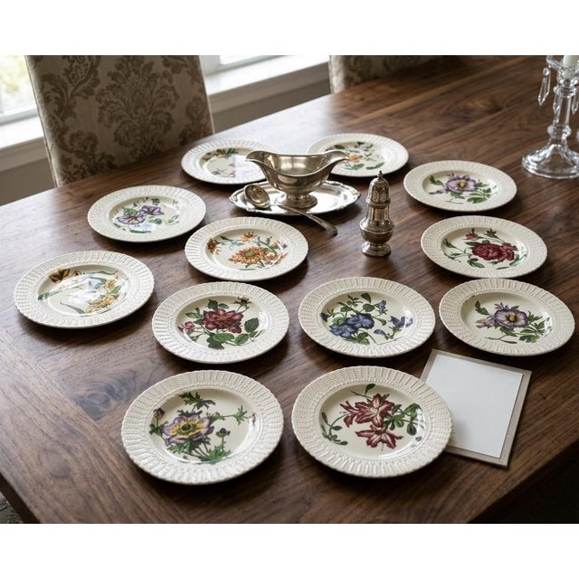 Set of 12 Antique Cauldon Ltd. England Botanical Porcelain Plates, Circa 1905–1920 For Sale - Image 11 of 12