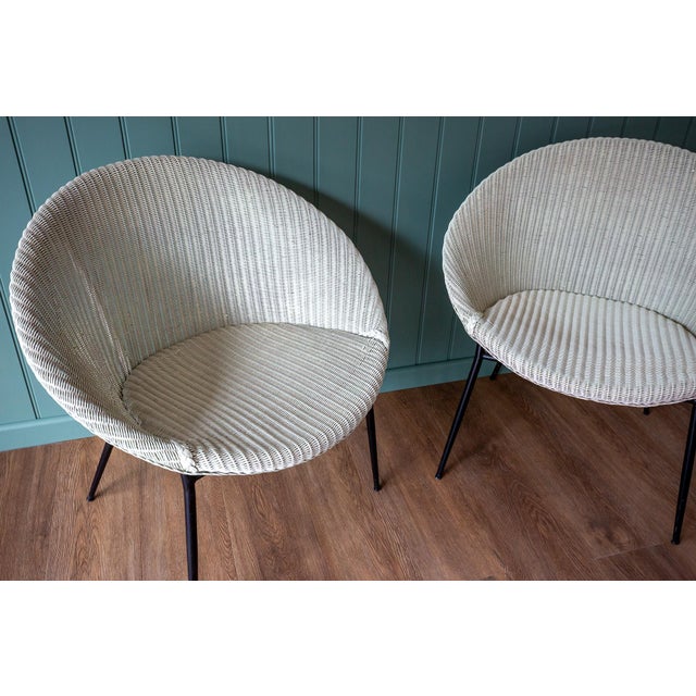 Mid-Century Modern Bauhaus Satellite Cocktail Lounge Chairs in Wicker and Steel by Lloyd Loom for Lusty, 1950s, Set of 2 For Sale - Image 14 of 18