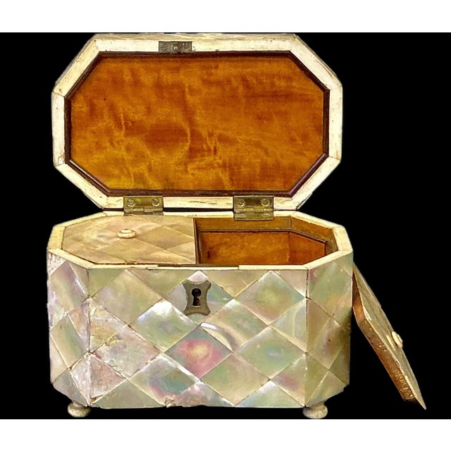 English Mother-of-Pearl Tea Caddy For Sale In Tampa - Image 6 of 11