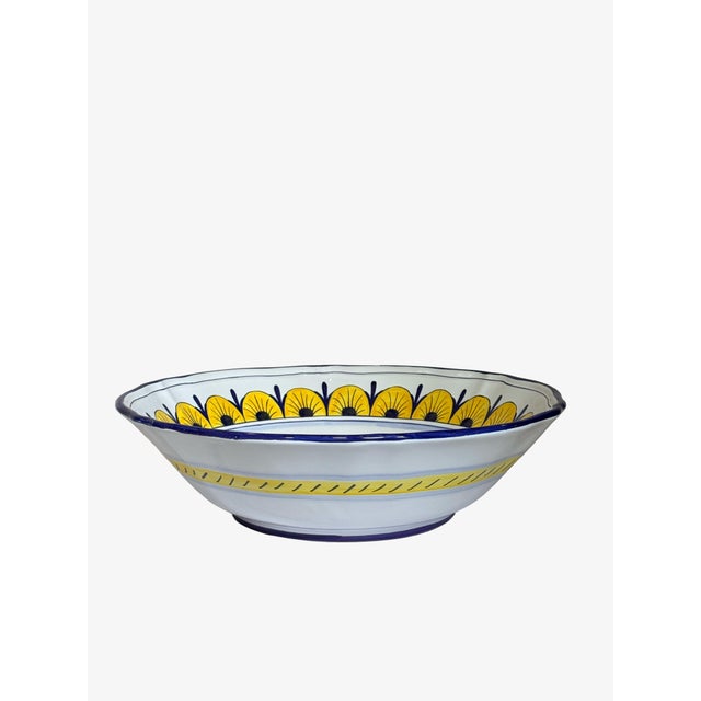 Deruta Stratificata Large Serving Bowl | Hand-Painted Italian Serving Bowl From Deruta For Sale - Image 4 of 6