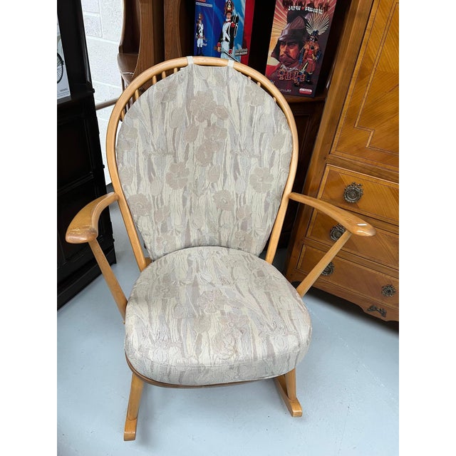 Blonde Model 315 Rocking Chair by Lucian Ercolani for Ercol, 1960s For Sale - Image 8 of 8