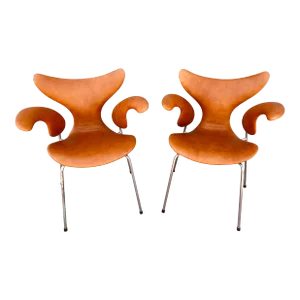 Mid 20th Century Arne Jacobsen for Fritz Hansen Danish Seagull Chairs - a Pair