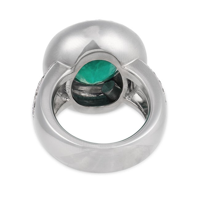 1990s Wempe Gia 10.48 Carat Colombian Emerald Diamond 18k White Gold Cocktail Ring, Size 5 For Sale In Los Angeles - Image 6 of 8