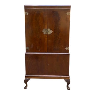 Vintage Flame Mahogany Cocktail Cabinet C.1940s For Sale