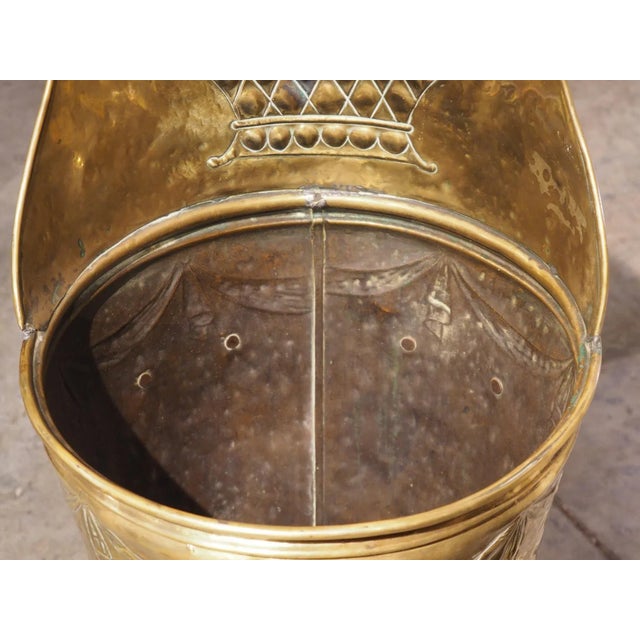 French 19th Century French Polished Brass Ceremonial Wine Harvest Hotte For Sale - Image 3 of 12