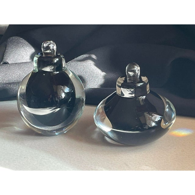 Early 20th Century Pair of Vintage Amethyst Studio Glass Perfume Bottles- Unsigned - Mid 20th Century For Sale - Image 5 of 12