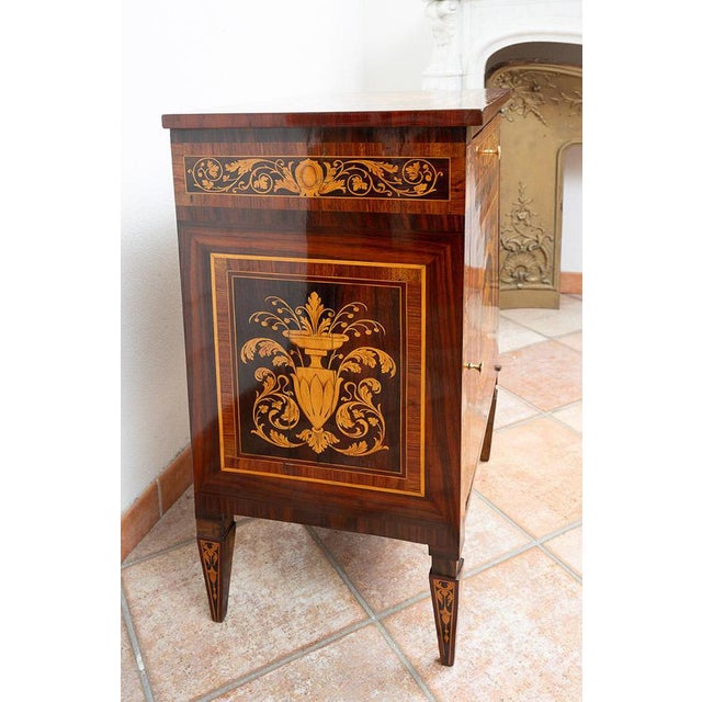 Antique Lombard Louis XVI Chest of Drawers in Precious Exotic Woods, Late 18th Century For Sale - Image 5 of 7