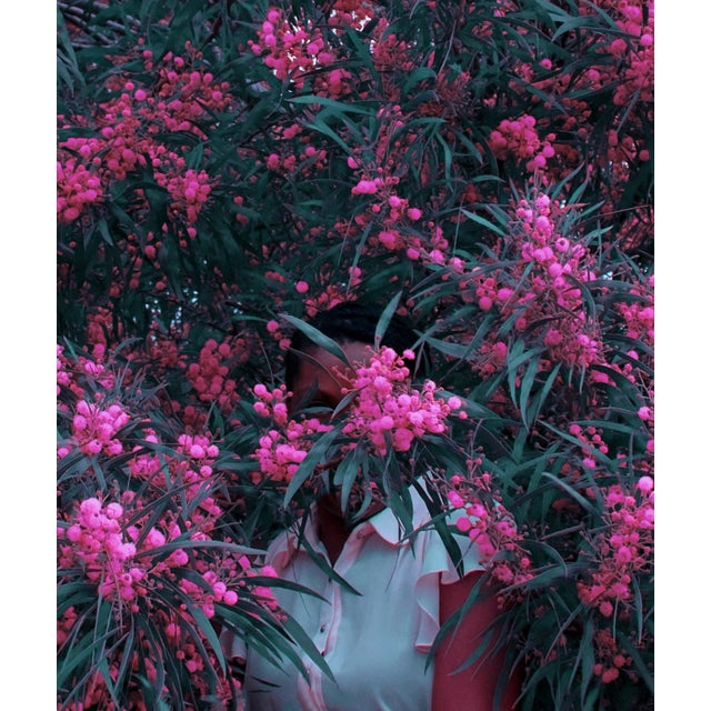 Limited edition of 20 Surrounded by love: Surround yourself with like-minded people, with people that make you feel safe,...