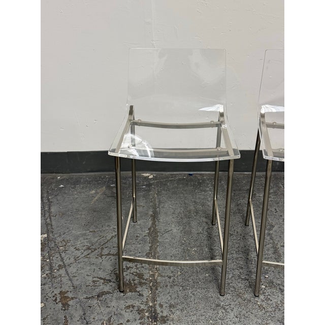 Mermelada Estudio for Cb2 Chiaro Clear Acrylic Counter Stools, Pair For Sale - Image 12 of 12