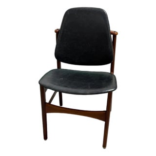 Set of Six Danish Mid Century Modern Dining Chairs Att. To Arne Hovmand Olsen With Black Leather For Sale