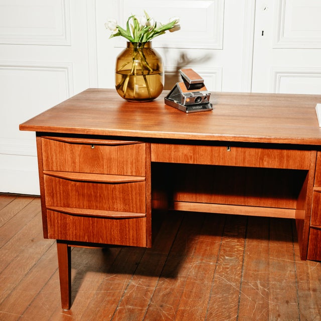 Wood Vintage Teak Double Desk, 1960s For Sale - Image 7 of 9