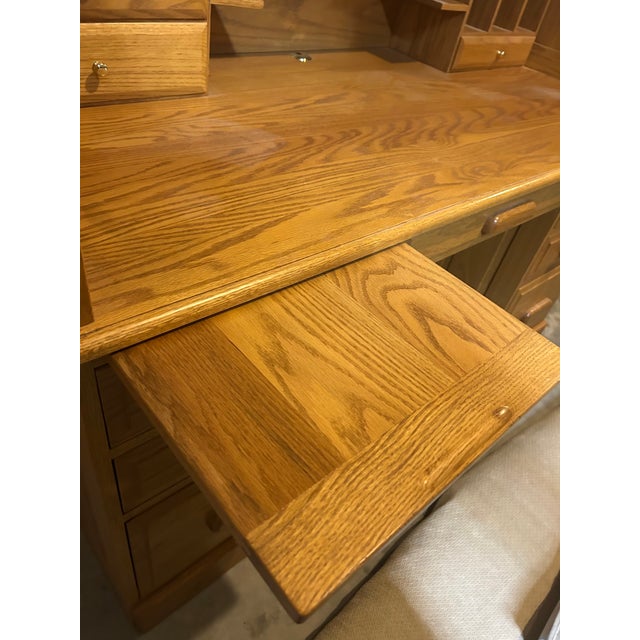 Artisan Amish-Crafted Solid Wood Desk & Chair Set (Ohio, C. 2000) For Sale - Image 14 of 18