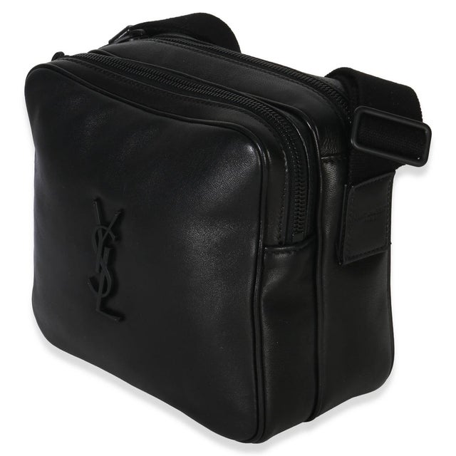 Item #: 152966 Interior Material: Fabric MSRP: 2,000 Features Interior: One slip pocket Dimensions: 7.5 x 6.5 x 3.5 in...