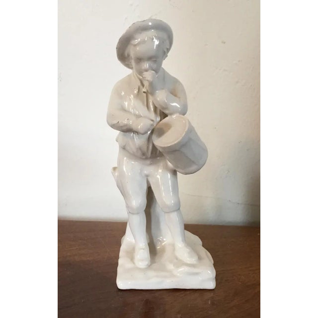 Staffordshire 18th Century English Staffordshire White Pearlware Figure of a Drummer or Musician For Sale - Image 4 of 11