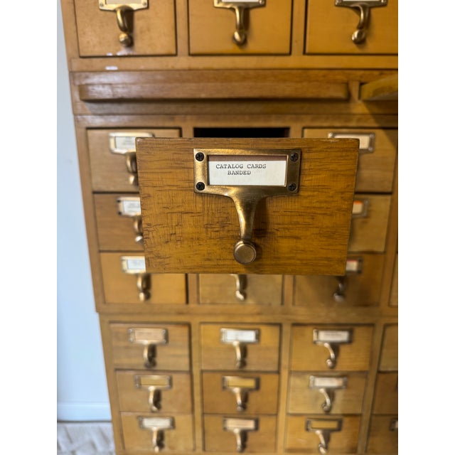 Billy Gaylord Gaylord Bros., Inc. Vintage Oak Library Card Catalog Cabinet With Pull-Out Writing Shelf, 40 Drawers For Sale - Image 4 of 10
