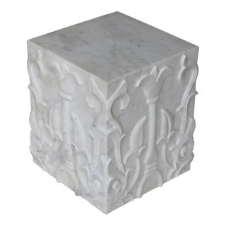 Lotus Carved Pedestal in White Marble Handcrafted in India by Stephanie Odegard For Sale