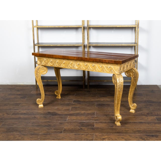 English 1800s Giltwood Console Table with Mahogany Top and Vitruvian Scrolls For Sale - Image 11 of 12