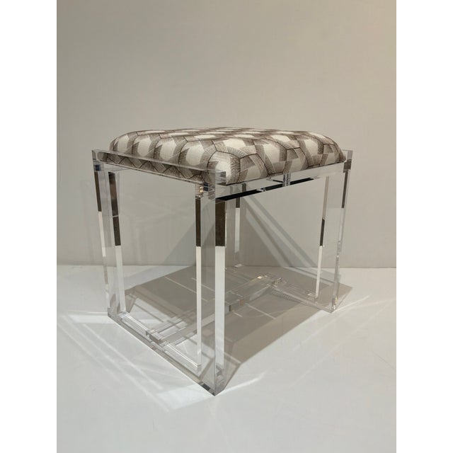 Stylish Port 68 Glencoe Acrylic Honeycomb Bench. Neutral color fabric with modern acrylic legs. Original retail $1050....