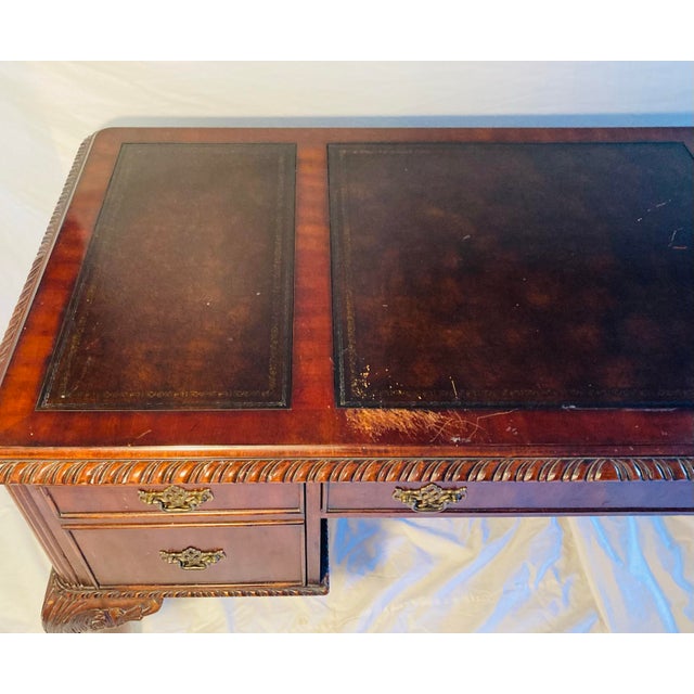 1990s English Chippendale Style Mahogany Executive Knee Hole Desk Claw Ball Feet Rectangle Seven Seas by Hooker Furniture For Sale - Image 10 of 12