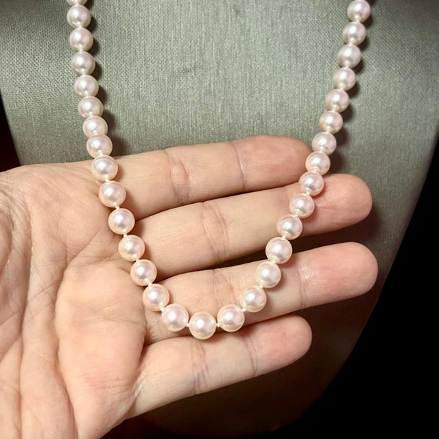 White Akoya Pearl Diamond Necklace 21.5" 18k W Gold 8.5 mm Certified For Sale - Image 8 of 9