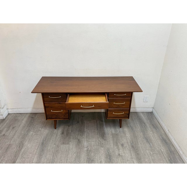 Ace-Hi Mid Century Modern Desk For Sale - Image 4 of 11