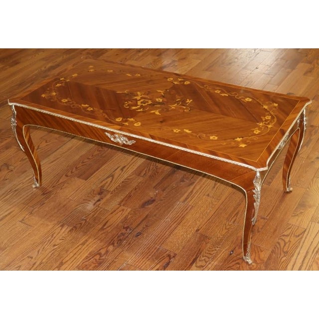 1990s Louis XV French Style Walnut Inlaid Ormolu Mounted Cocktail Coffee Table For Sale In New York - Image 6 of 11